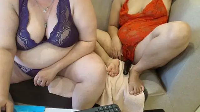 TinaBiCam live