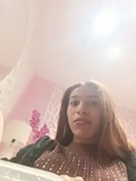 ValerieWoodsl live
