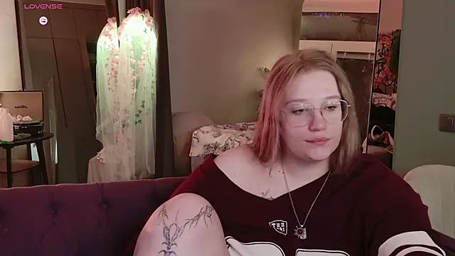 Morvelyn live