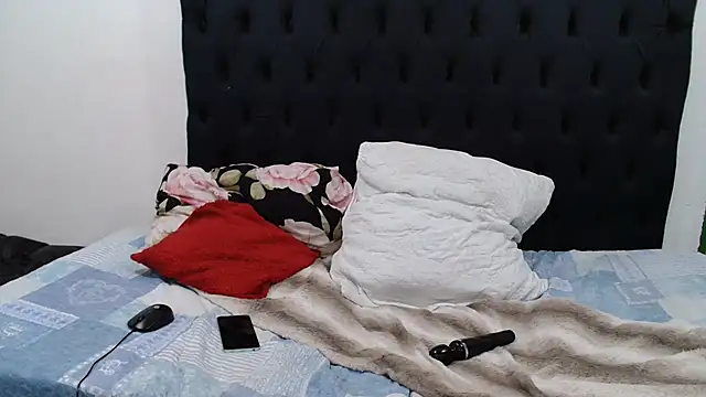 Dope_Chick live