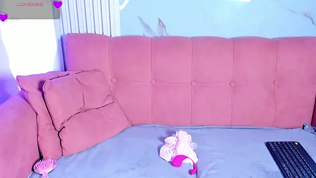 LunaRossie_ live