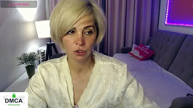 Blonde_lola444 profile