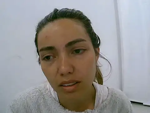 VittoriaTaylor live