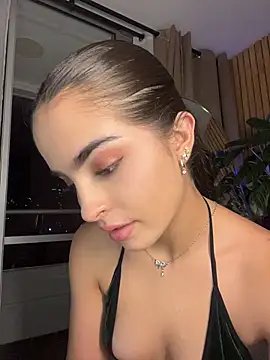 EmmaVonn live