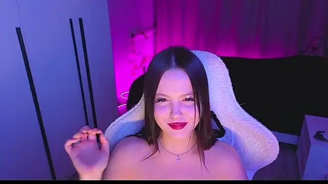 Betty__Davvis live