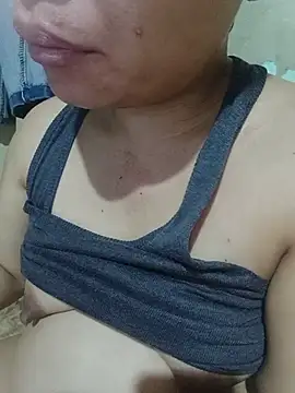 squirtshantal live