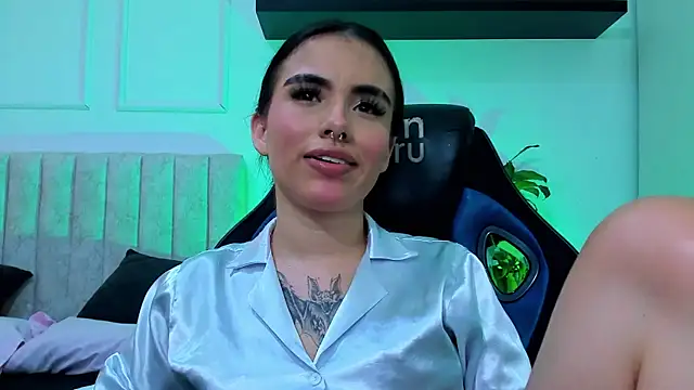 isabella_hv live