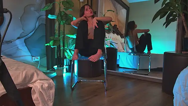 Amanda_River live