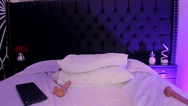 LizzyBrooks1 live