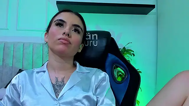 isabella_hv live