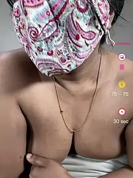 ArathyNambyarMallu live