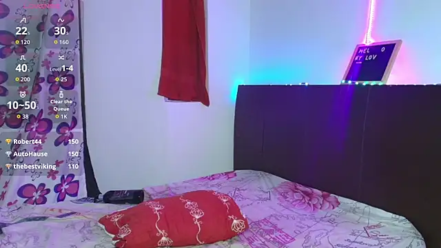 mia_fernand live