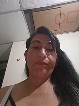 Lucia_Rios live
