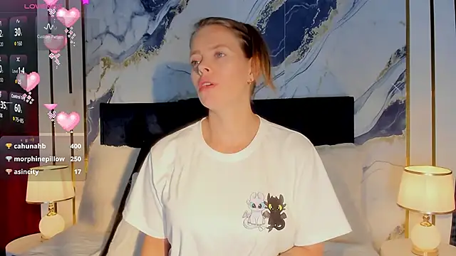 Laurablue live