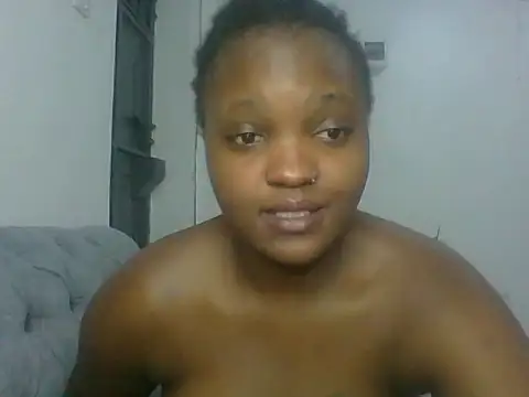 Ebony_butt live