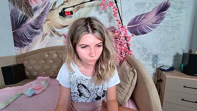 Anoraa live