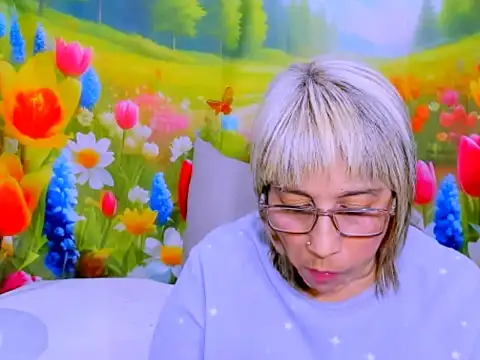 indianroxy live