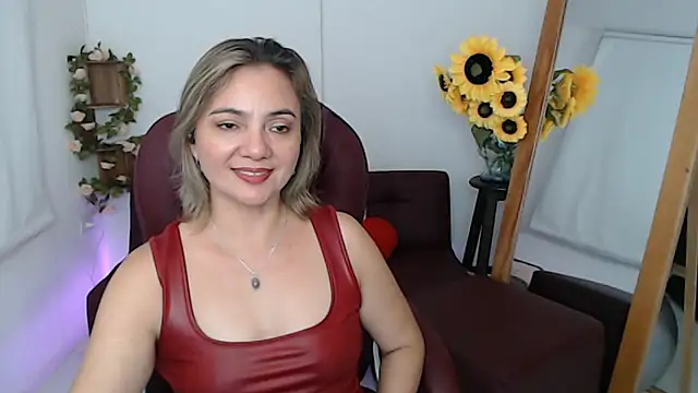 Ghada_milf live