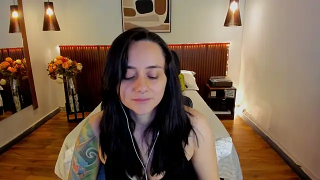 KatherineBond live
