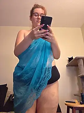 Ashloves_ live