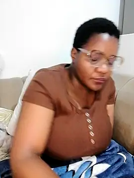 ChubbyBitch26 live