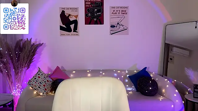 LinaMour live