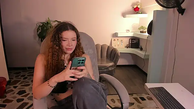 AphroditeSweett live
