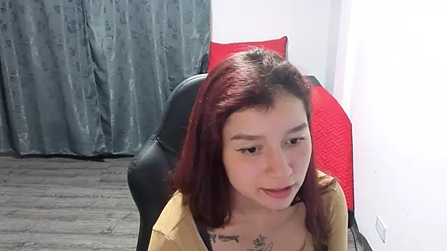 Skinny_queen_20 live