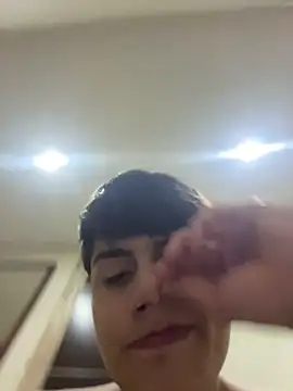Lander_Cruz live