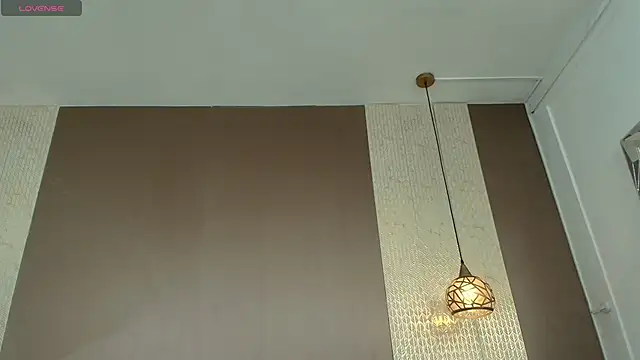 Tiifany_Baker live