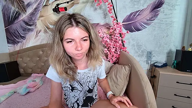 Anoraa live