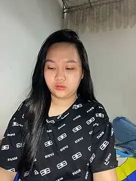 Almira6868 live