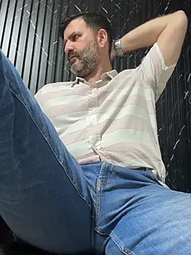 Hairy_Dad86 live