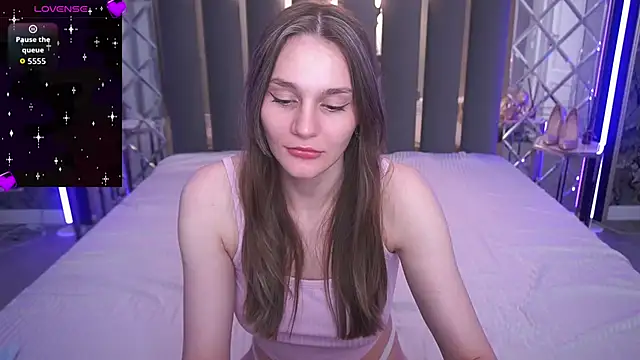 DiamondGoldie live