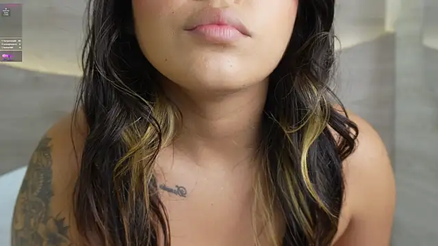 Mia_Rosalie live