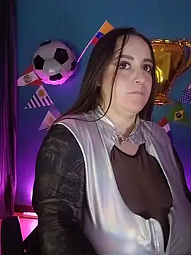 Lena_black_ live