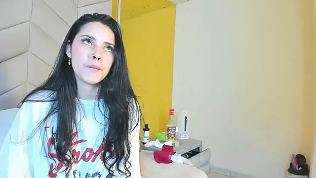 ElaVictoria live