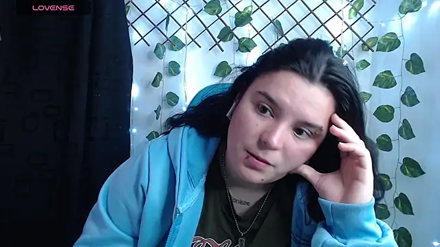 Nika_1_ live