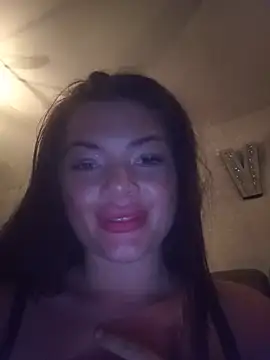 Curveyqueenn live