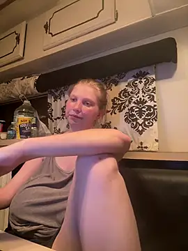 Tits645 live