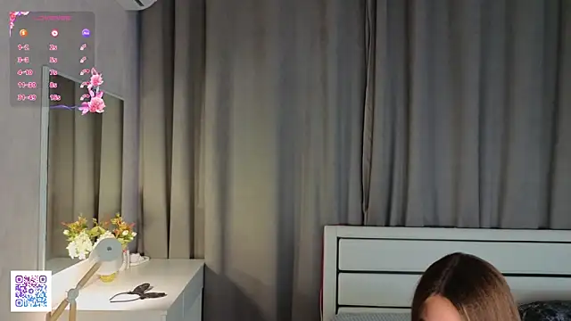 DaynaMacha live