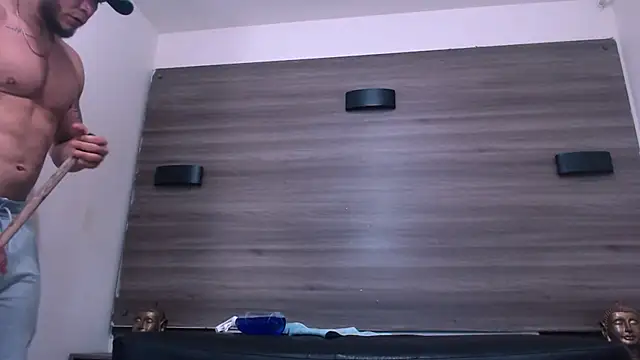 Maximiliano_Stronge live