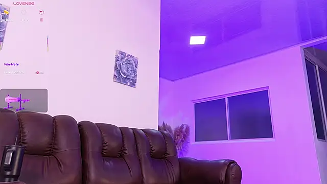 lara_giraldo live