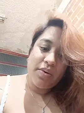 AriaGomez_ live