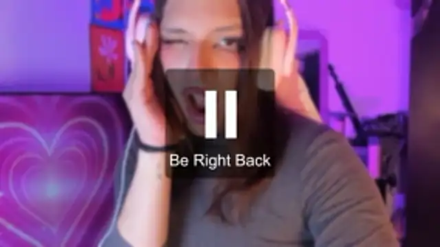 Loona_s live