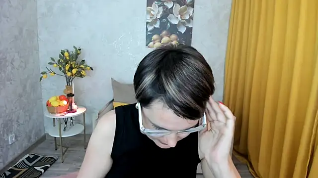 MayaNoire live