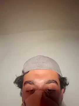 Mert8765 live