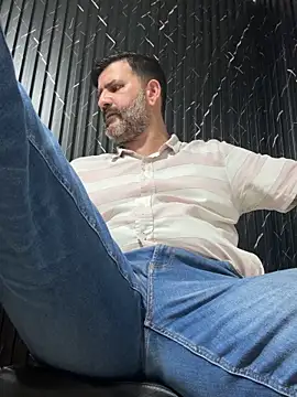 Hairy_Dad86 live