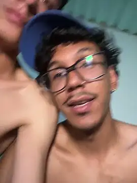 latinoshotsinterracial live