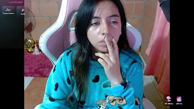 Maggie_Fox3 live